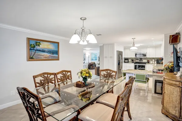 $250,000 | 120 Northwest 53rd Place, Pompano Beach, FL 33064