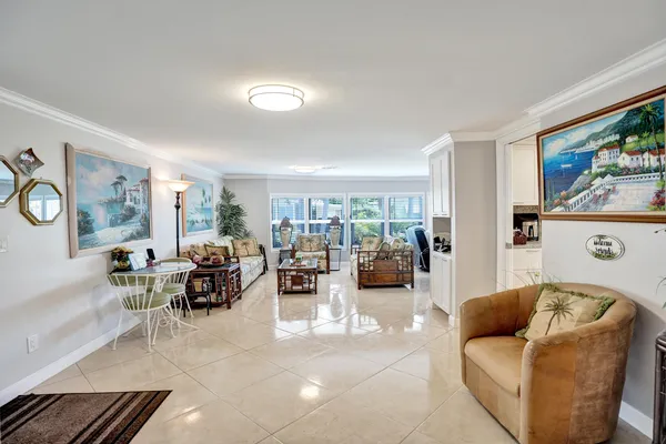 $250,000 | 120 Northwest 53rd Place, Pompano Beach, FL 33064