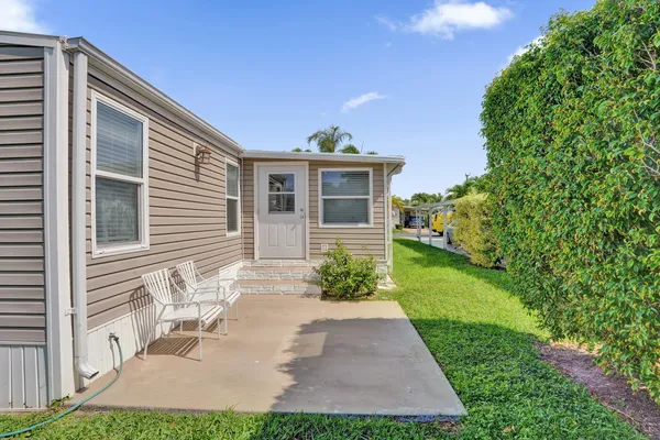 $250,000 | 120 Northwest 53rd Place, Pompano Beach, FL 33064