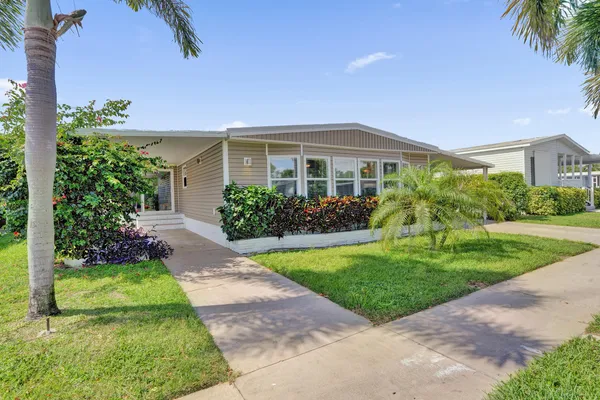 $250,000 | 120 Northwest 53rd Place, Pompano Beach, FL 33064