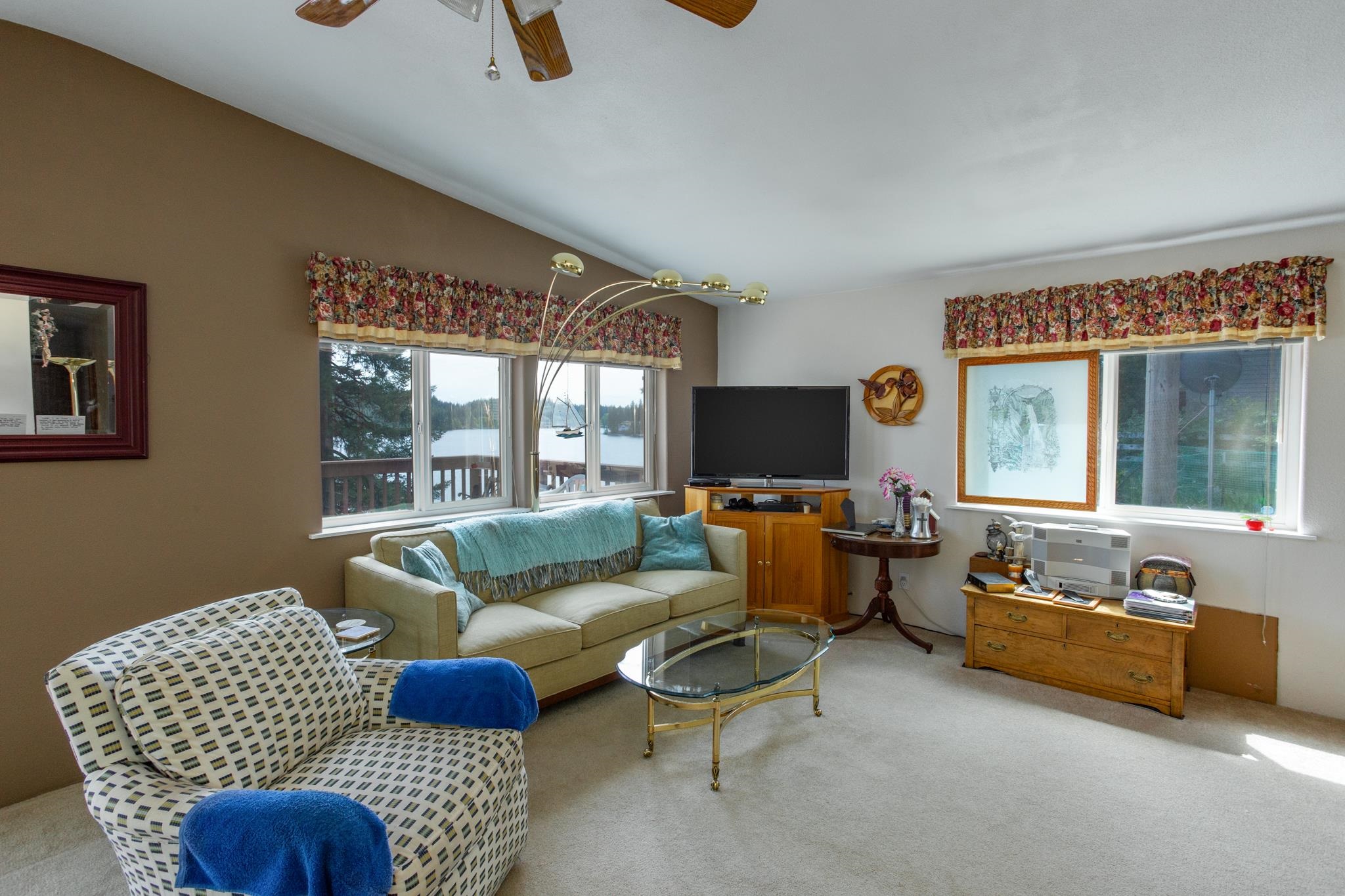 45326 Lakeshore Homes Road Loon Lake, WA 99148 - Photo 3 of 37