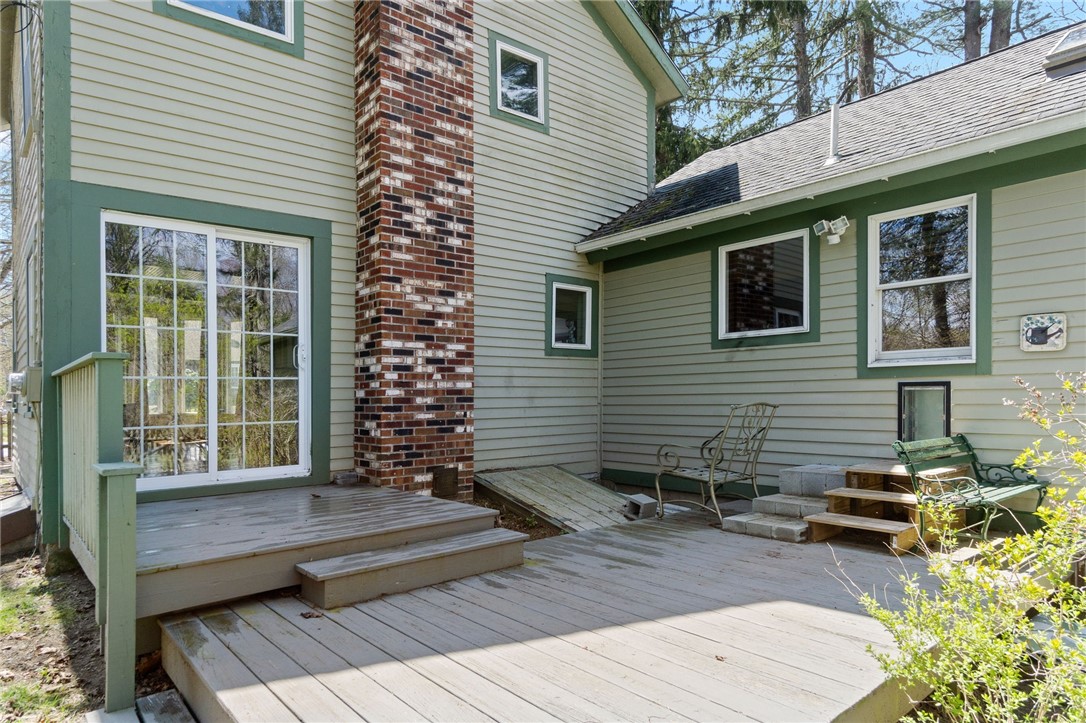 14 Collins Road Hopkinton, RI 02804 - Photo 6 of 39