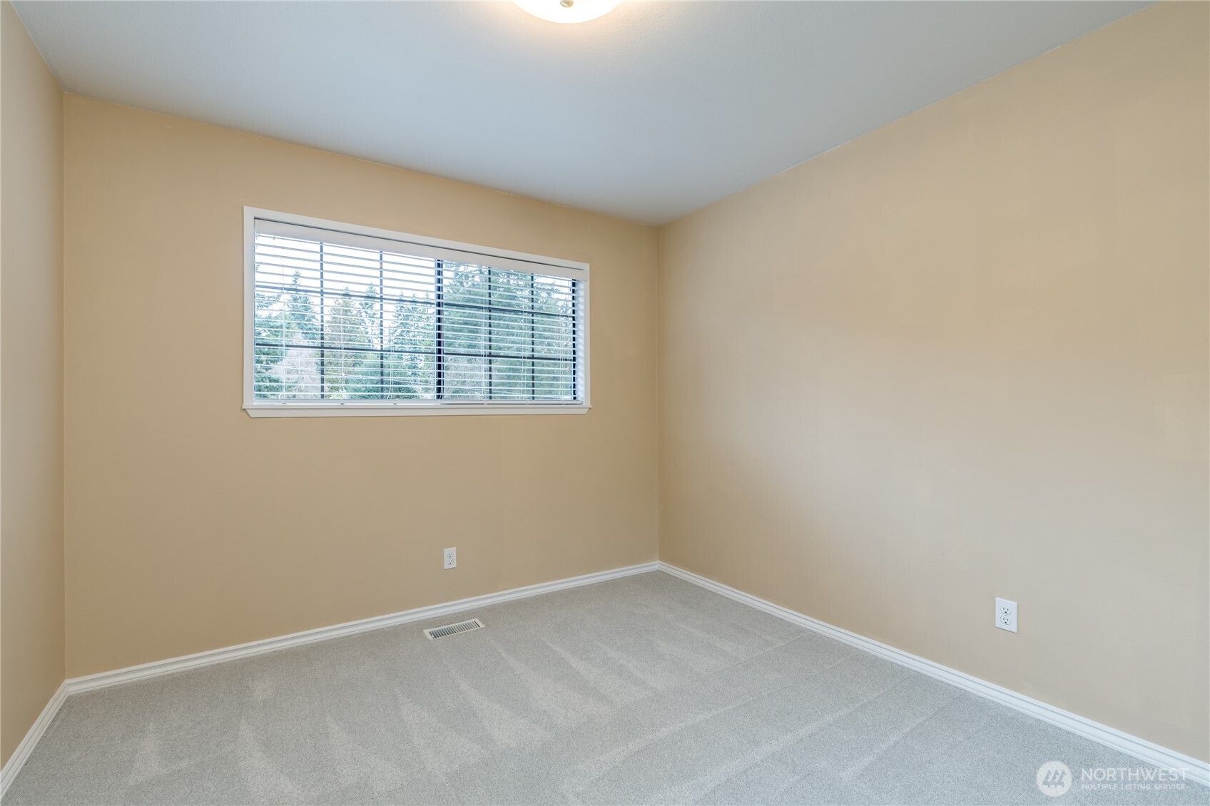 14203 Southeast 179th Place Renton, WA 98058 - Photo 20 of 36