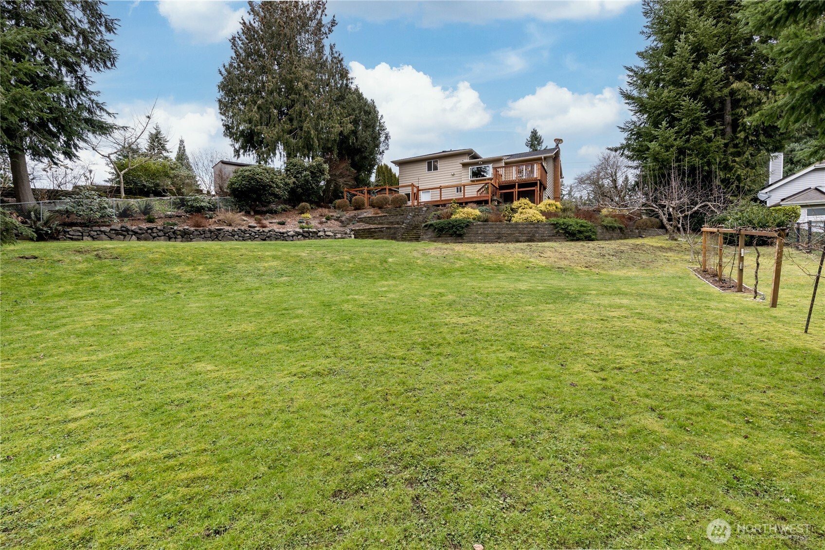 14203 Southeast 179th Place Renton, WA 98058 - Photo 33 of 36