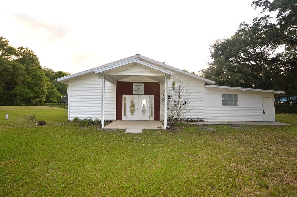 40120 Mason Road Zephyrhills, FL 33540 - Photo 1 of 1 Front view