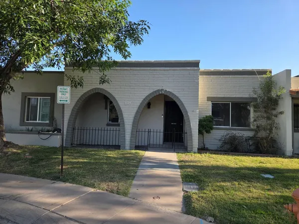 $2,200 | 8216 East Keim Drive, Scottsdale, AZ 85250