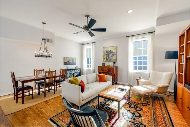 $735,000 | 186 Wayne Street, Unit 419D, Jersey City, NJ 07302