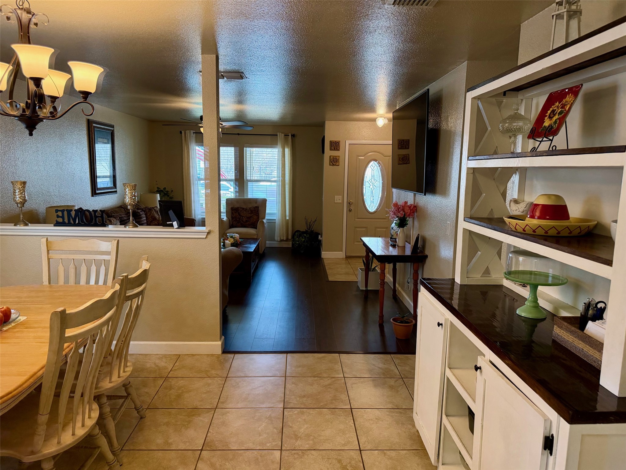 6909 Sabrina Drive Austin, TX 78747 - Photo 8 of 26