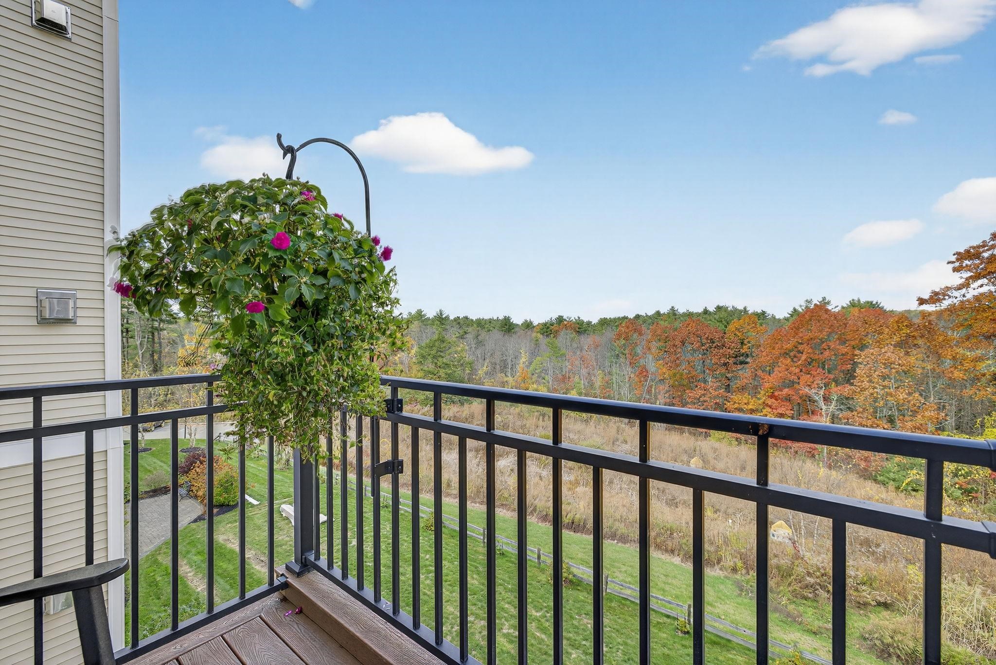 61 Acadia Lane, Unit 310 Exeter, NH 03833 - Photo 11 of 28