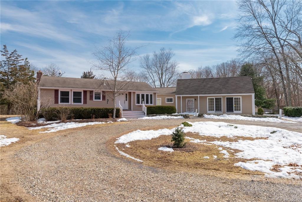 Wonderful 3 bed/2.5 bath home on 4 private acres