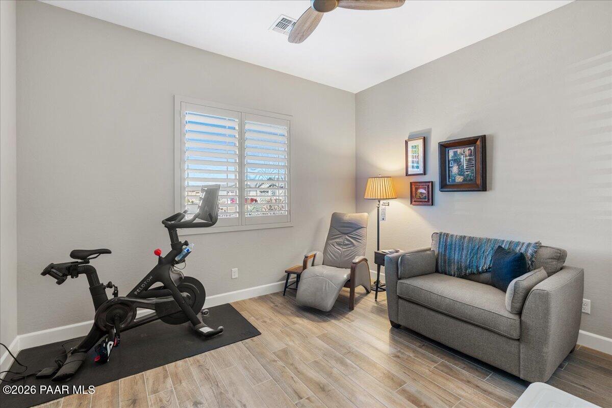 8875 North Tromontana Road Prescott Valley, AZ 86315 - Photo 15 of 34 20-Guest Bedroom