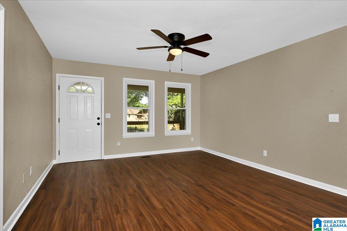 207 Walker Drive Southwest Arab, AL 35016 - Photo 4 of 28