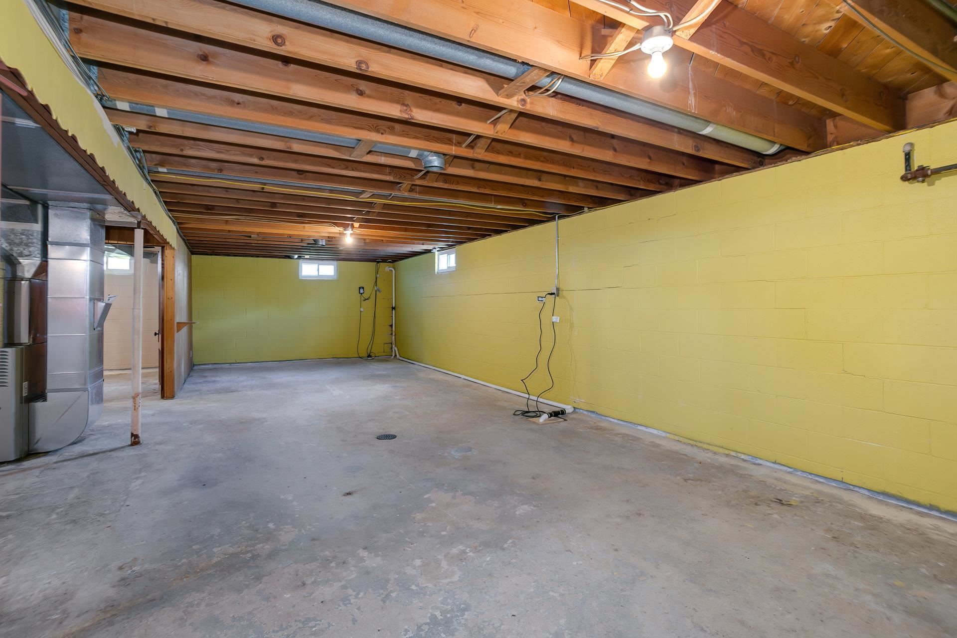 816 South Spring Street Geneseo, IL 61254 - Photo 18 of 24 Gallery Image 18
