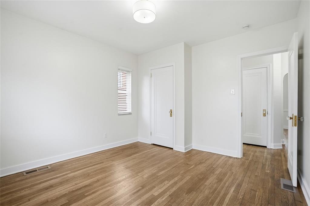 554 Richland Road Pittsburgh, PA 15228 - Photo 11 of 38 Gallery Image 11