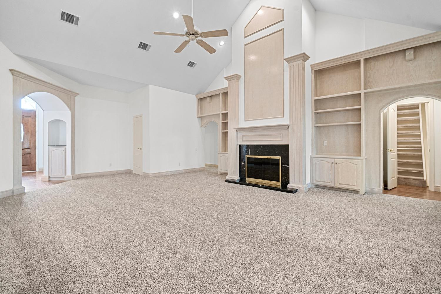 3409 Canyon Road Lubbock, TX 79403 - Photo 12 of 35 Living Rom