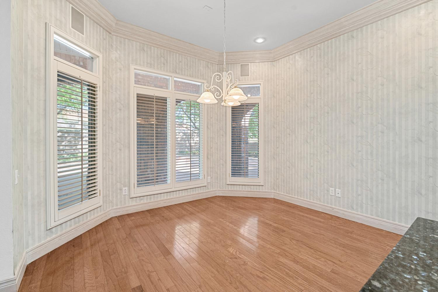 3409 Canyon Road Lubbock, TX 79403 - Photo 16 of 35 Breakfast Nook