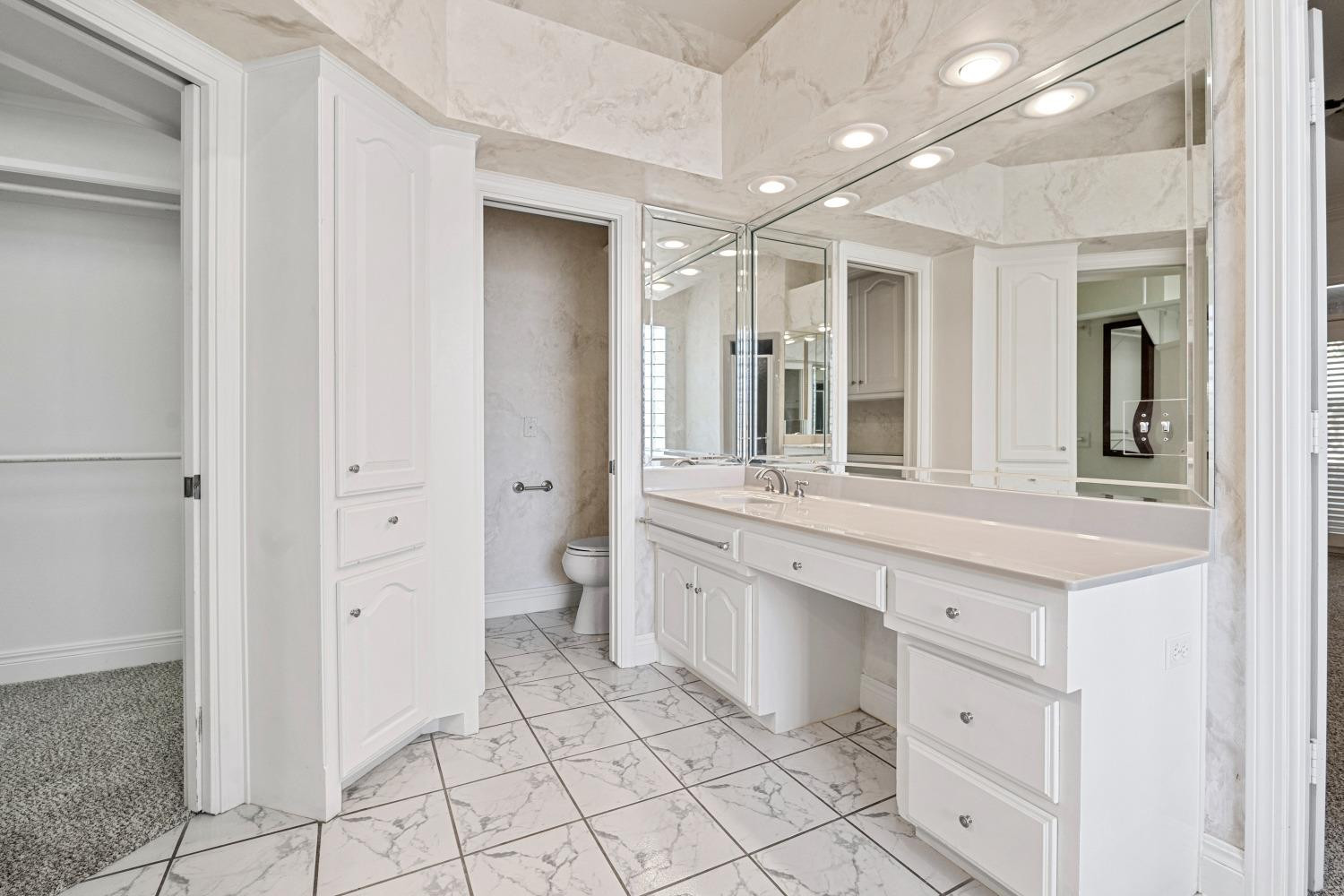 3409 Canyon Road Lubbock, TX 79403 - Photo 21 of 35 Master Bath