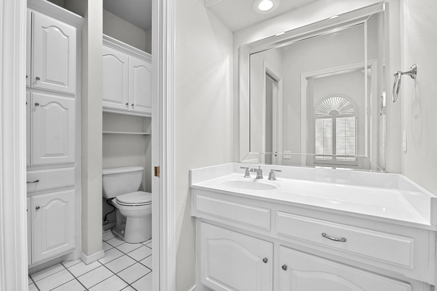 3409 Canyon Road Lubbock, TX 79403 - Photo 26 of 35 Jack 'n Jill Bath