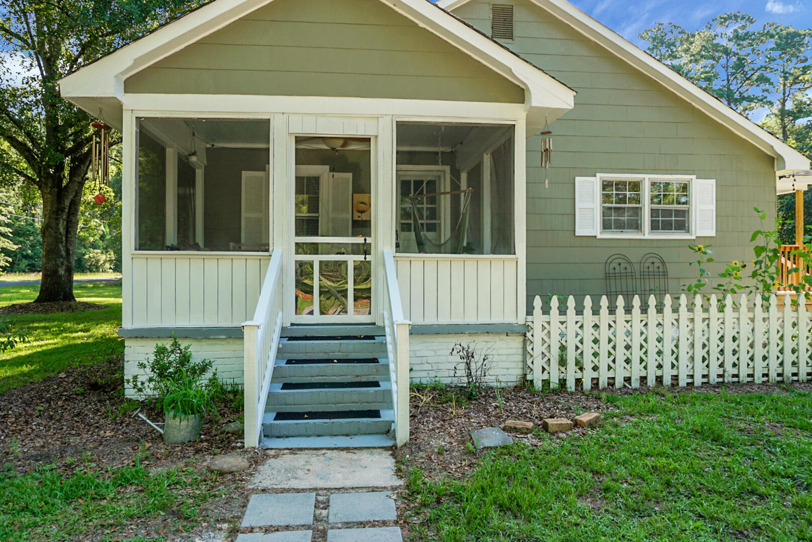 286 County Rd S-18-132 Dorchester, SC 29437 - Photo 33 of 64 33 screen porch