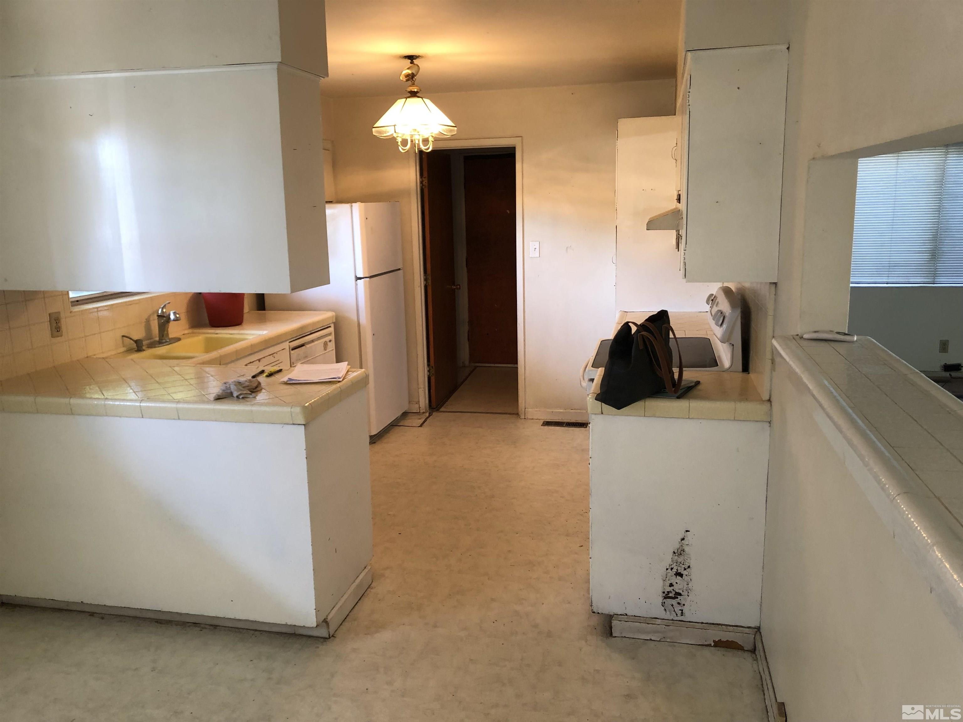 901 Thoma Street Reno, NV 89502 - Photo 2 of 11 Photo 2
