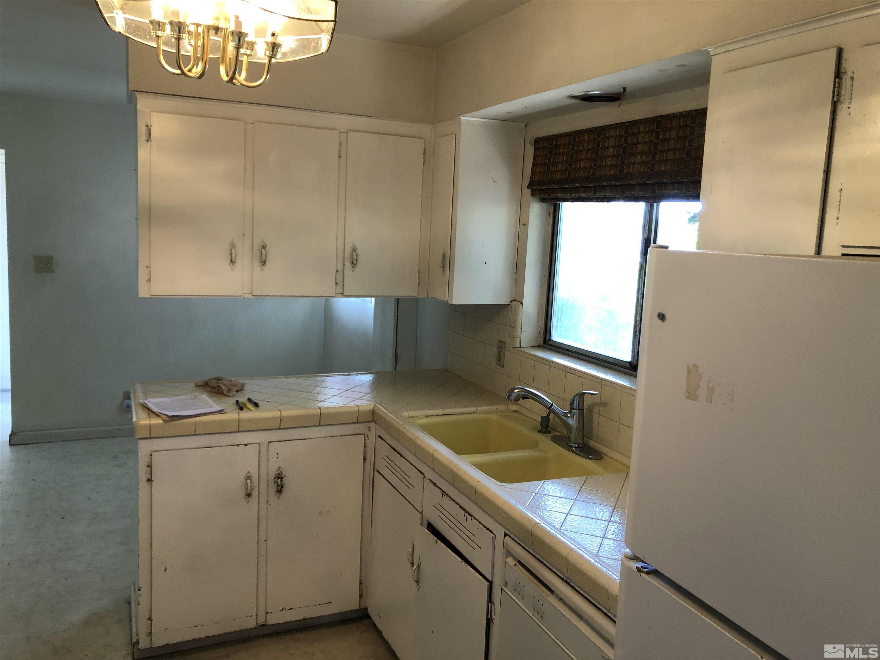 901 Thoma Street Reno, NV 89502 - Photo 3 of 11 Photo 3