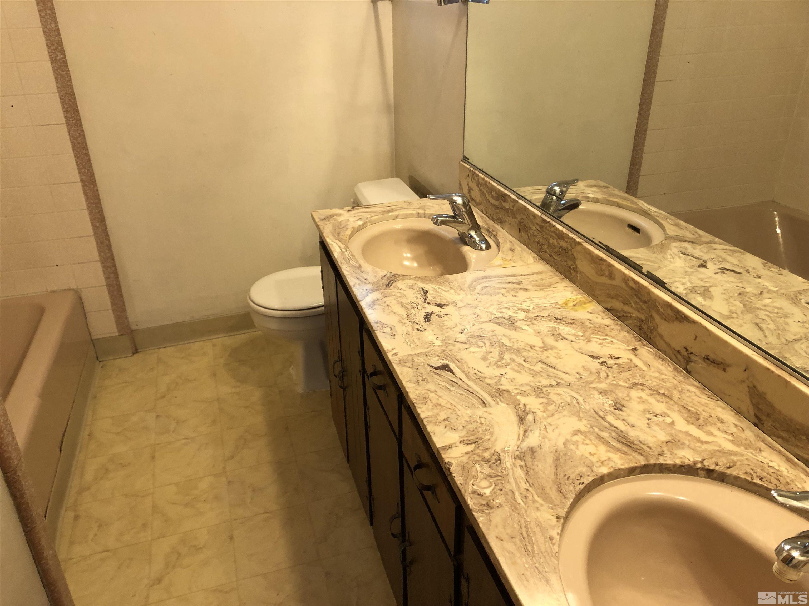 901 Thoma Street Reno, NV 89502 - Photo 6 of 11 Photo 6