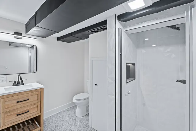 $375,000 | 5253 South Mobile Avenue, Chicago, IL 60638