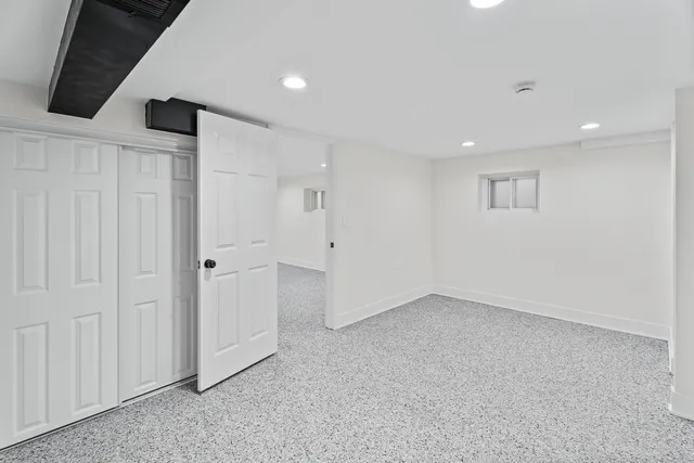 $375,000 | 5253 South Mobile Avenue, Chicago, IL 60638