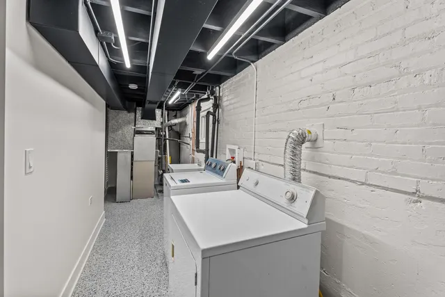 $375,000 | 5253 South Mobile Avenue, Chicago, IL 60638