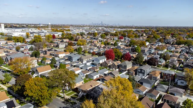 $375,000 | 5253 South Mobile Avenue, Chicago, IL 60638