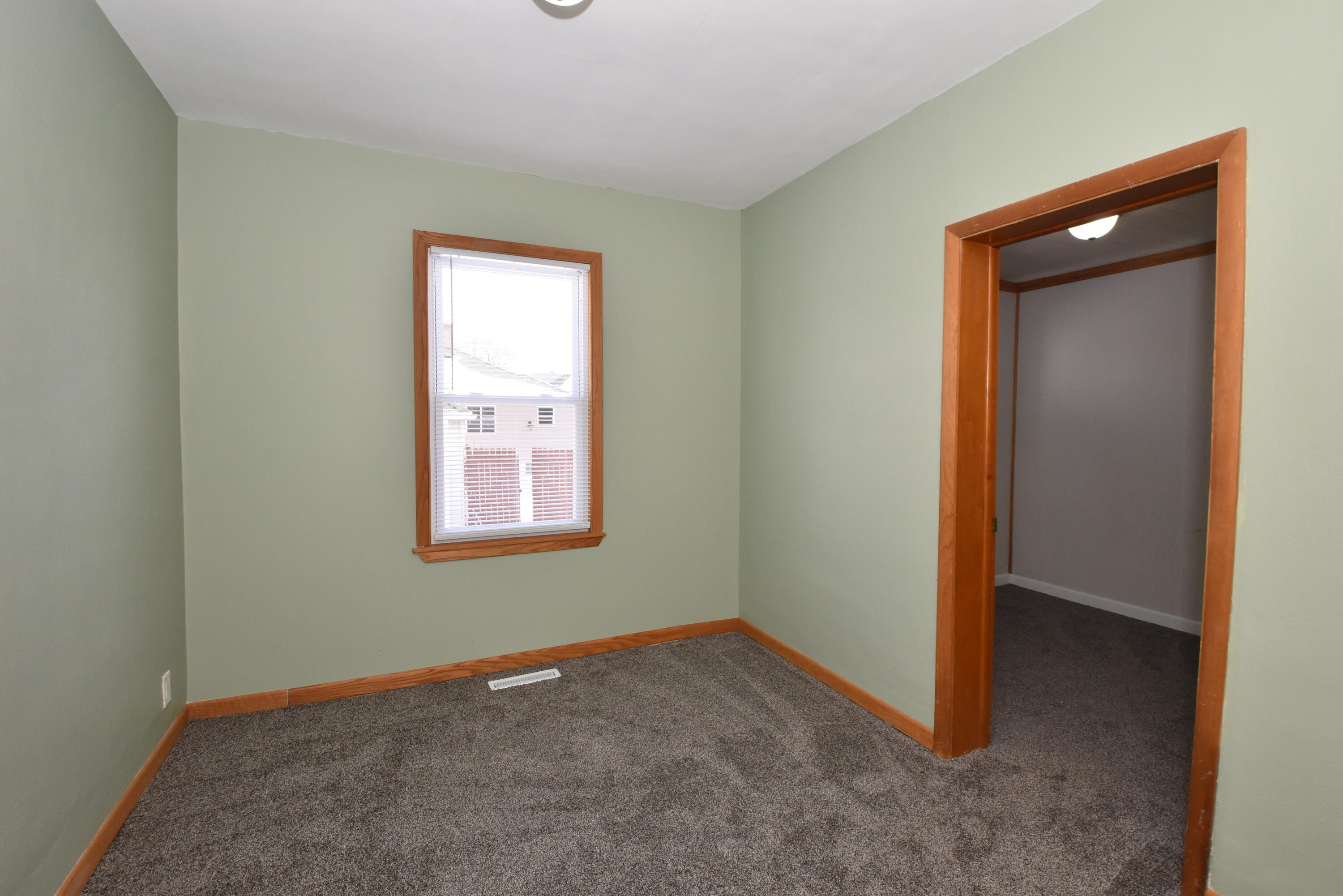 4607 25th Avenue Kenosha, WI 53140 - Photo 18 of 35 Bedroom 3