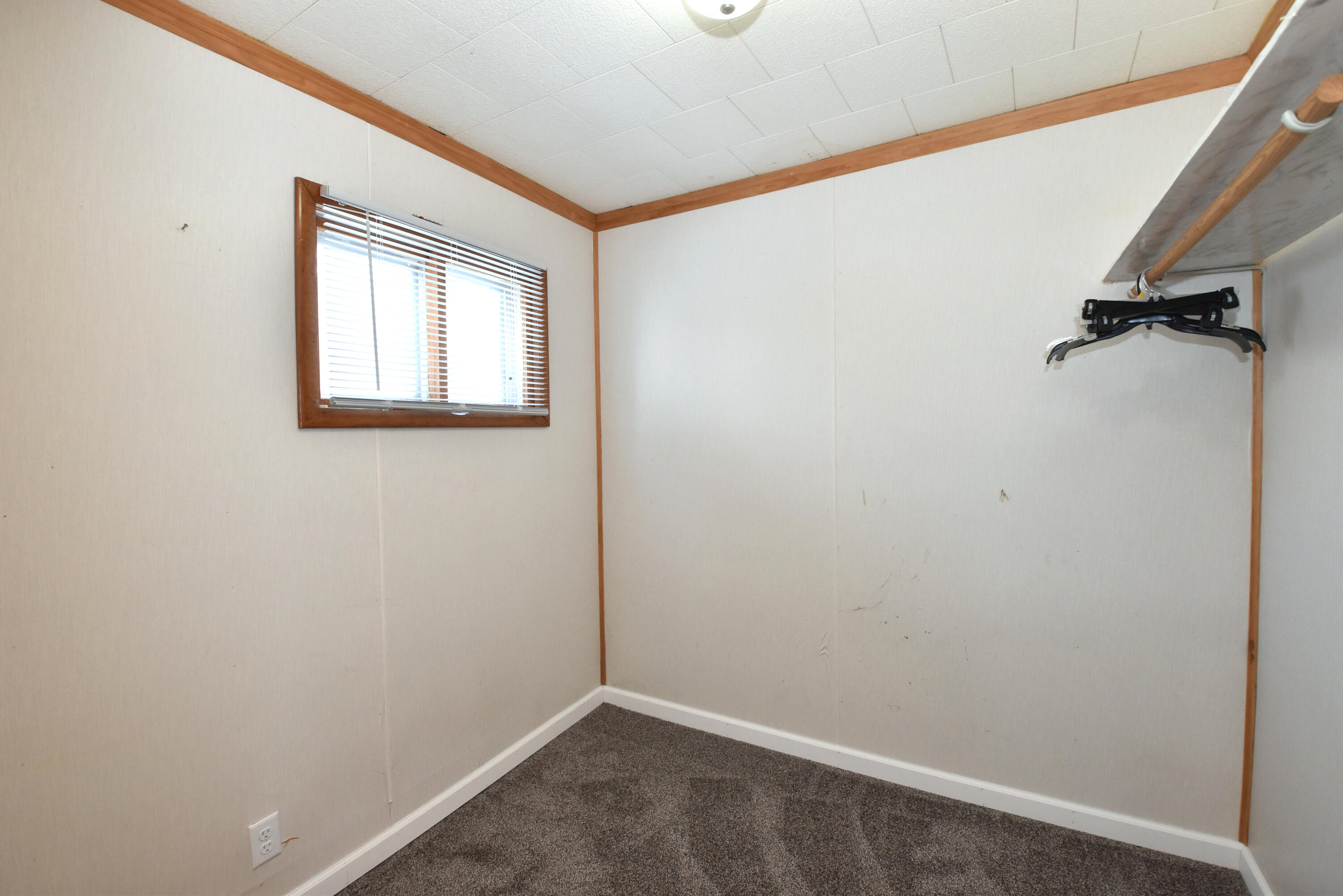 4607 25th Avenue Kenosha, WI 53140 - Photo 20 of 35 Bedroom 3