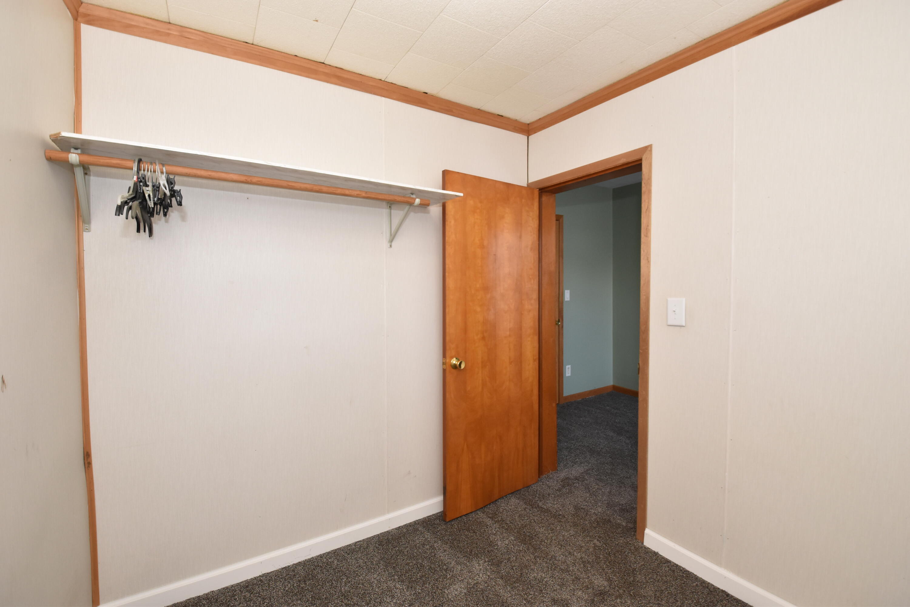 4607 25th Avenue Kenosha, WI 53140 - Photo 21 of 35 Bedroom 3