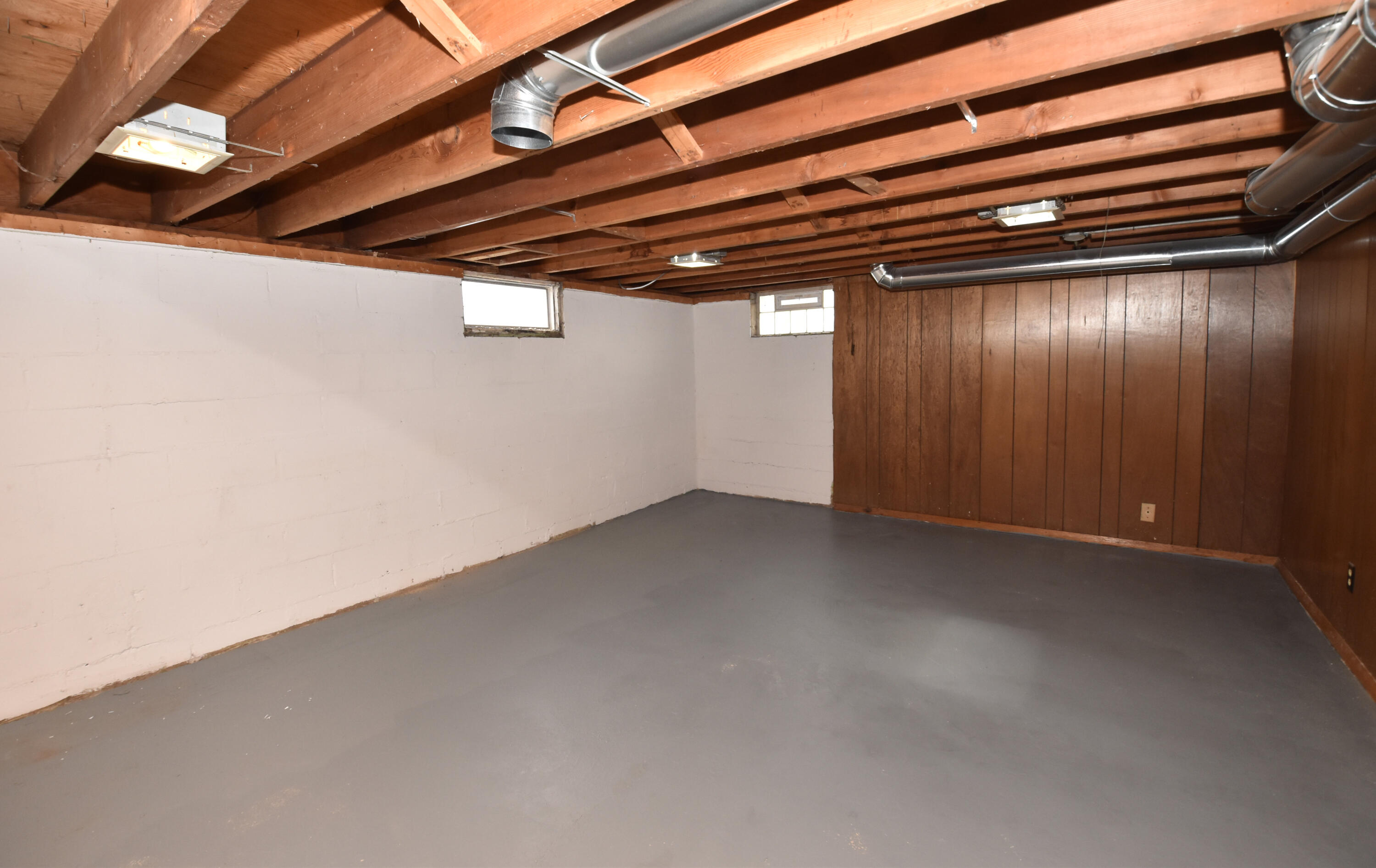 4607 25th Avenue Kenosha, WI 53140 - Photo 27 of 35 Rec Room