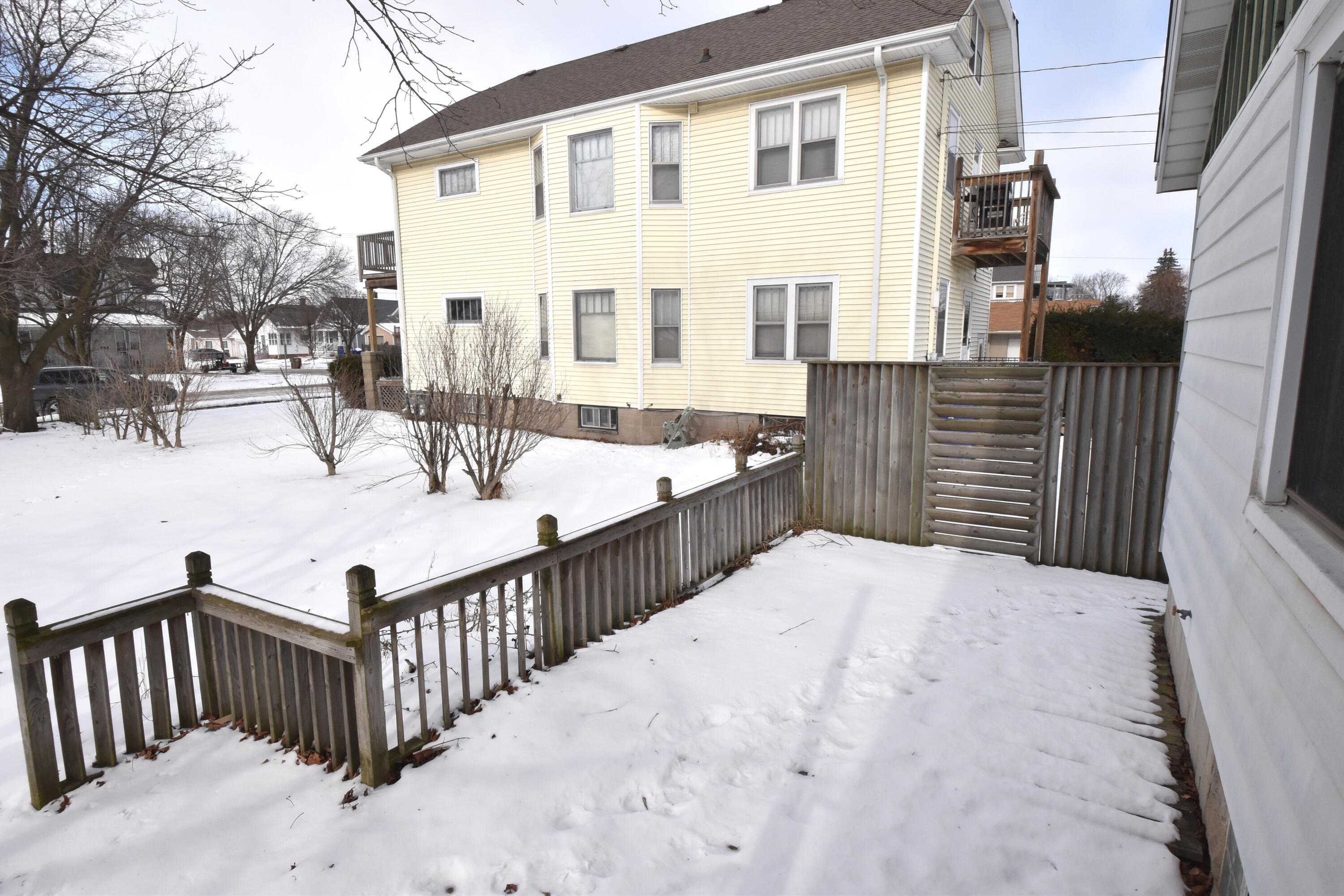 4607 25th Avenue Kenosha, WI 53140 - Photo 30 of 35 Patio