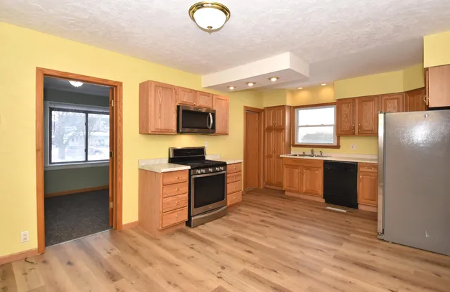 $229,900 | 4607 25th Avenue, Kenosha, WI 53140