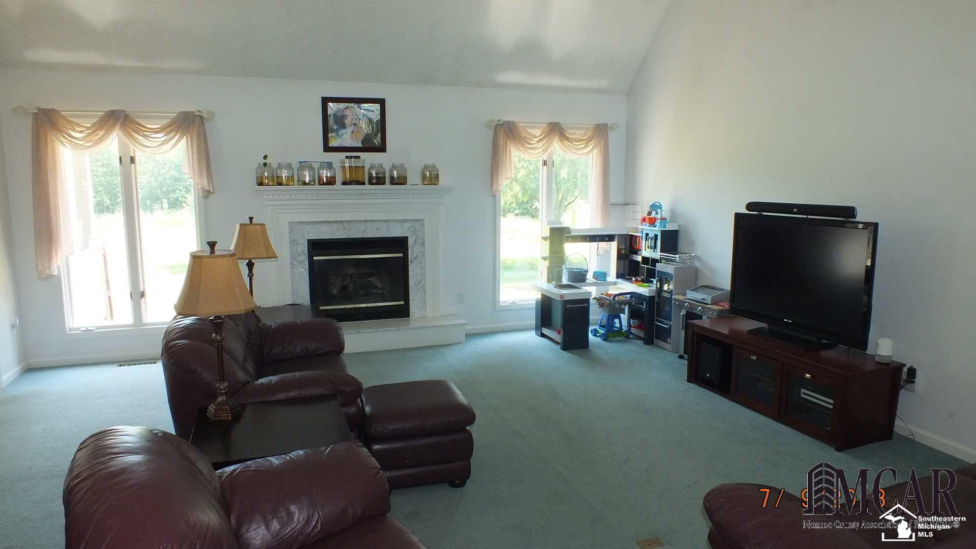 925 East Samaria Road Erie, MI 48133 - Photo 20 of 34 21469507-19.JPG
