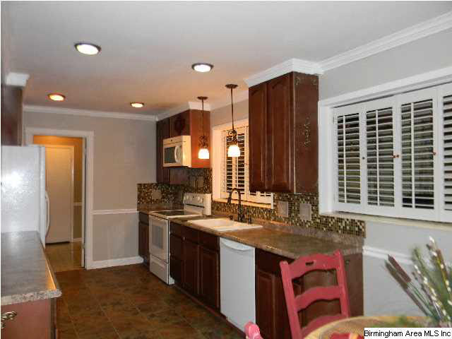 1208 Edwards Lake Road Birmingham, AL 35235 - Photo 9 of 24
