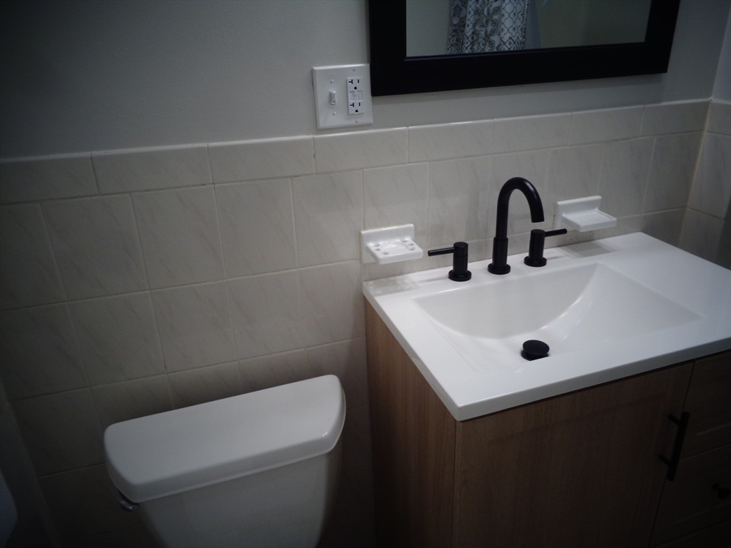 63 Maplewood Street, Unit 1 Watertown, MA 02472 - Photo 6 of 22