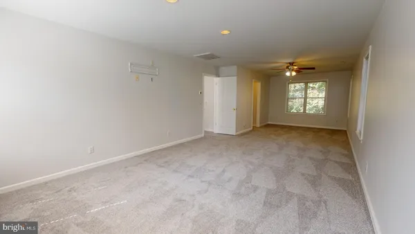 $3,500 | 9811 Fendale Lane, Fredericksburg, VA 22408