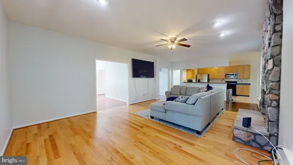 $3,500 | 9811 Fendale Lane, Fredericksburg, VA 22408