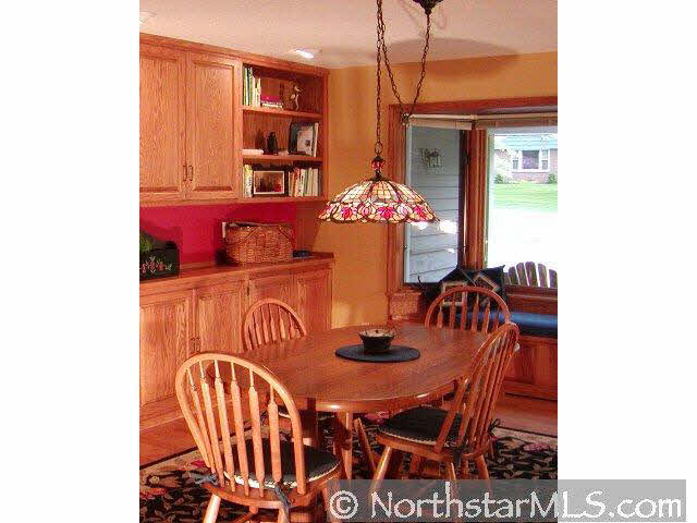 7 Dorset Road Mendota Heights, MN 55118 - Photo 5 of 10 Gallery Image 5