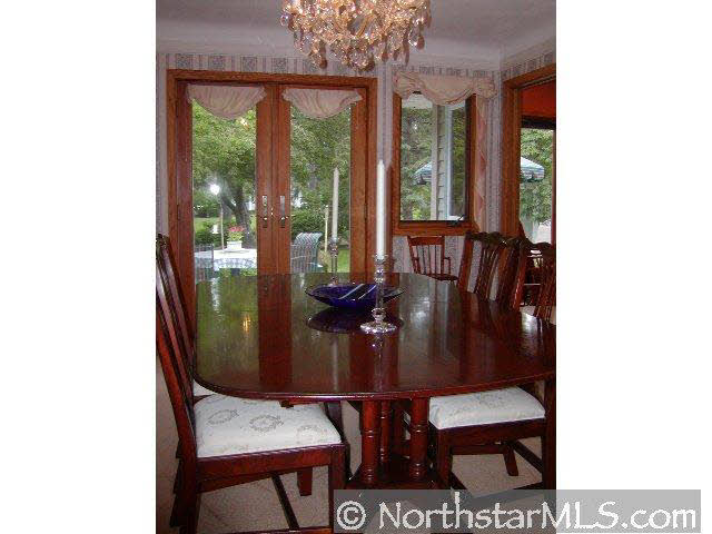 7 Dorset Road Mendota Heights, MN 55118 - Photo 6 of 10 Gallery Image 6