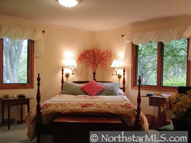 7 Dorset Road Mendota Heights, MN 55118 - Photo 8 of 10 Gallery Image 8
