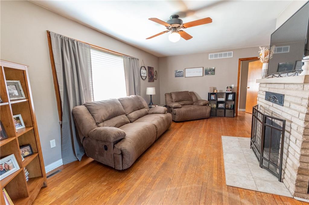 3032 North Marr Road Columbus, IN 47203 - Photo 3 of 21 Gallery Image 3