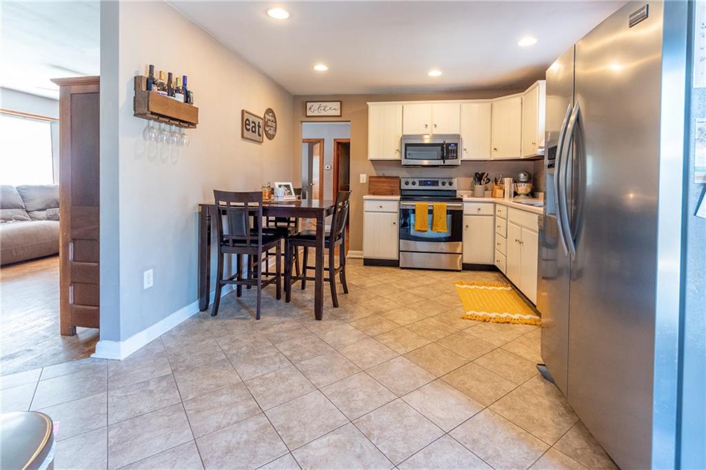 3032 North Marr Road Columbus, IN 47203 - Photo 6 of 21 Gallery Image 6