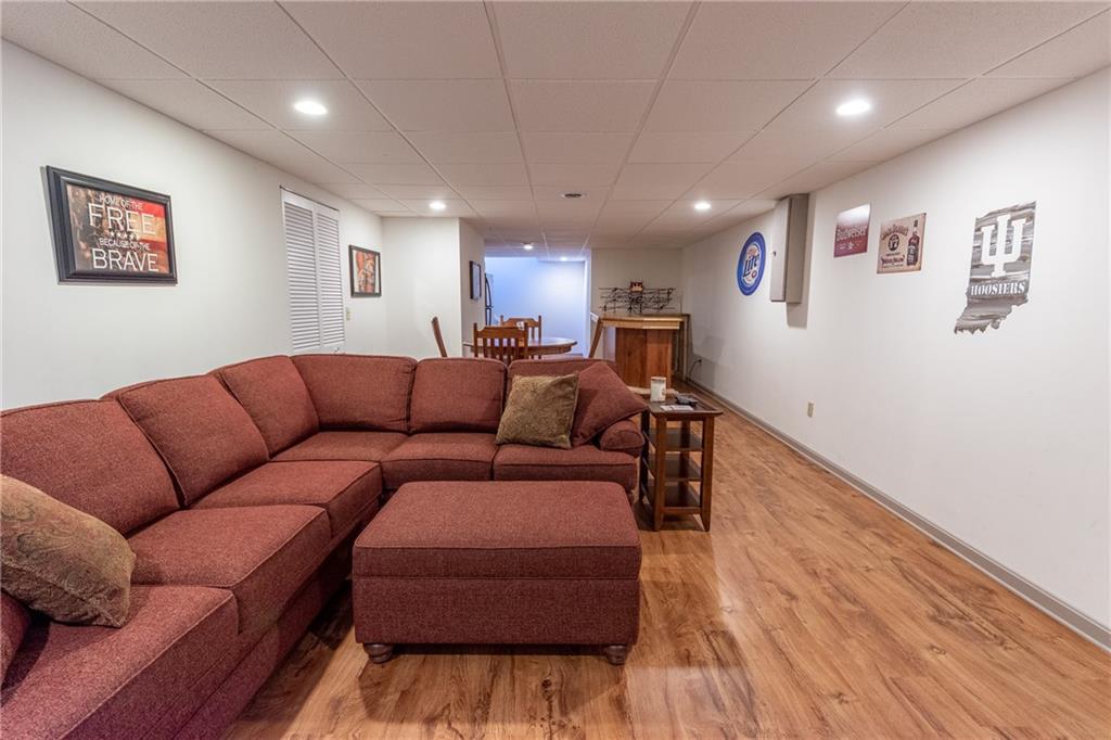3032 North Marr Road Columbus, IN 47203 - Photo 10 of 21 Gallery Image 10