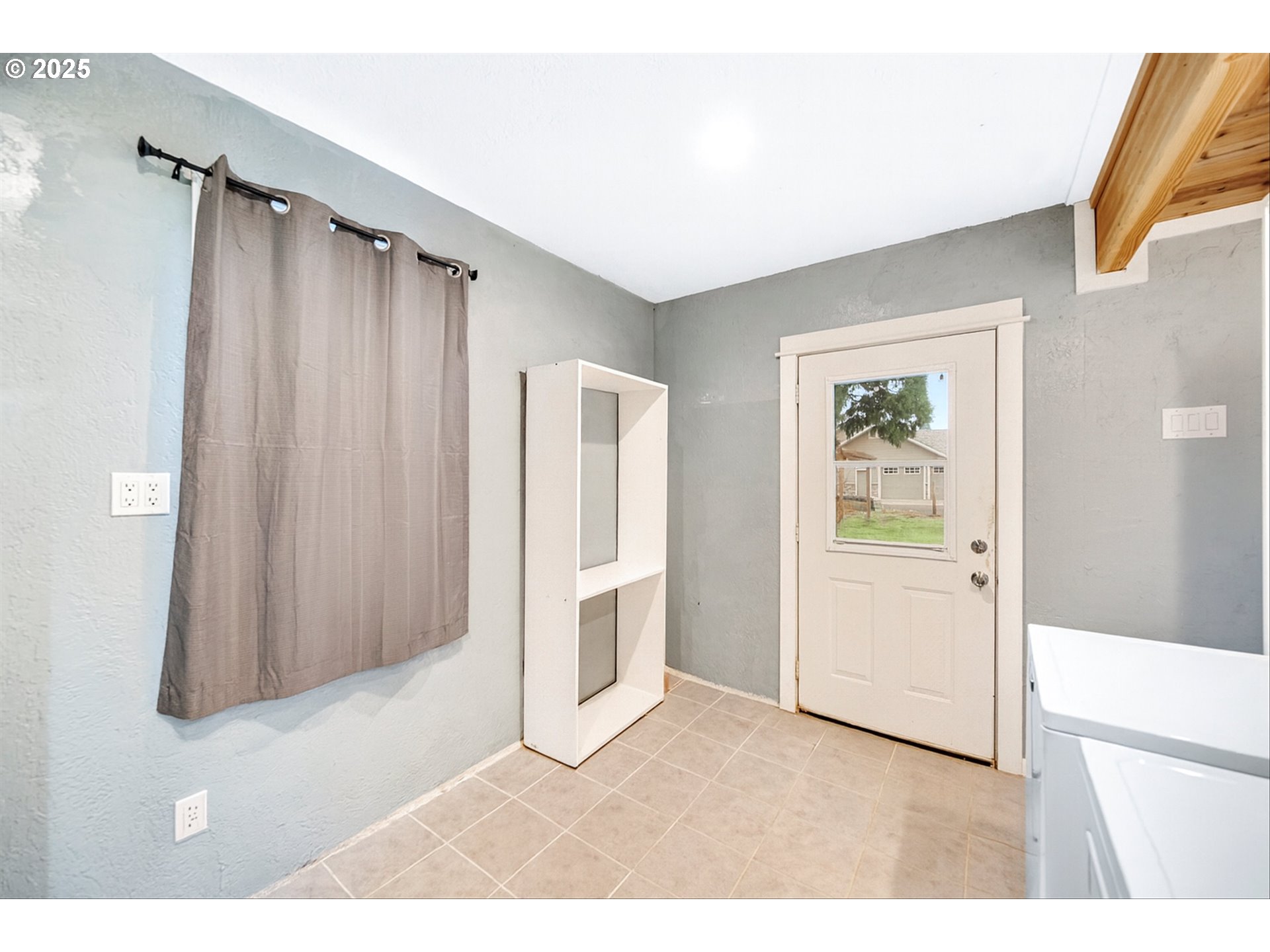 352 Northeast Polk Station Road Dallas, OR 97338 - Photo 17 of 27