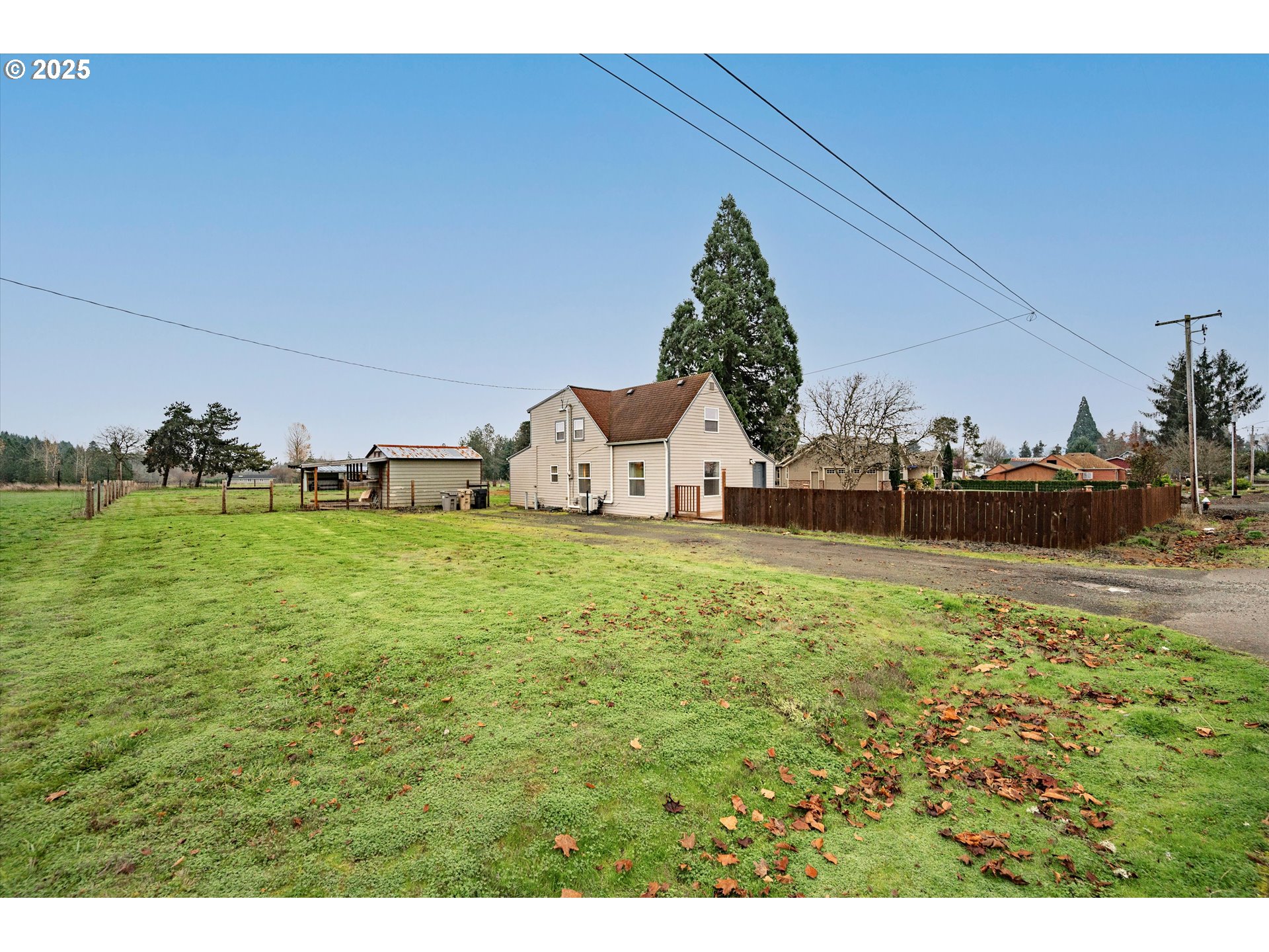 352 Northeast Polk Station Road Dallas, OR 97338 - Photo 2 of 27