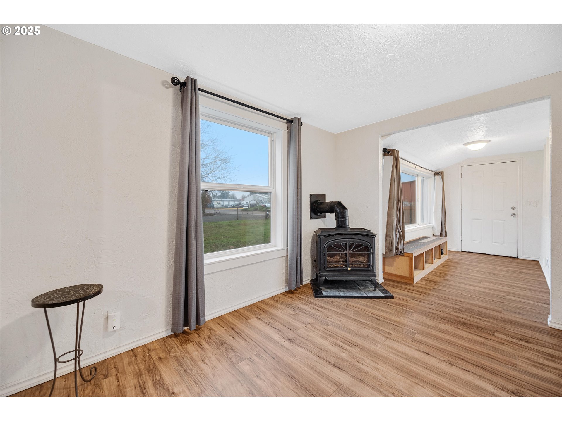 352 Northeast Polk Station Road Dallas, OR 97338 - Photo 4 of 27